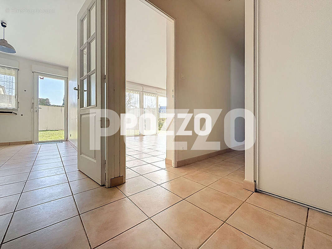 Appartement à TOURLAVILLE