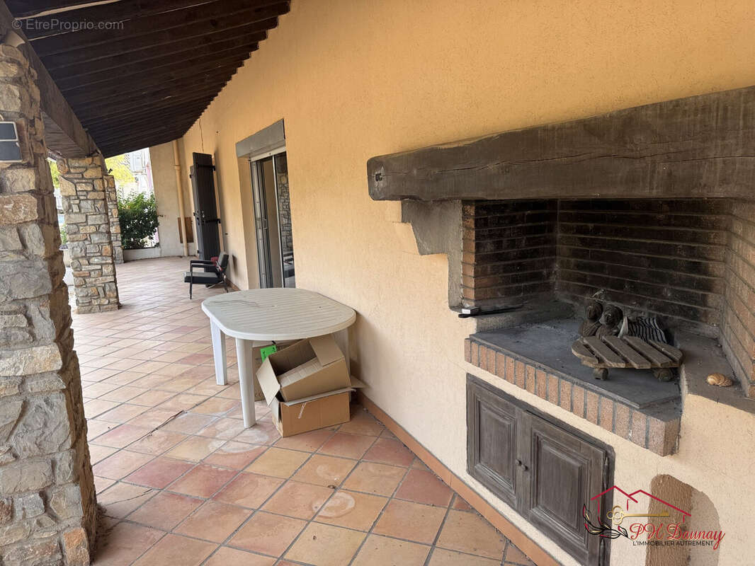 Maison 200 m² à Narbonne  - photo 5