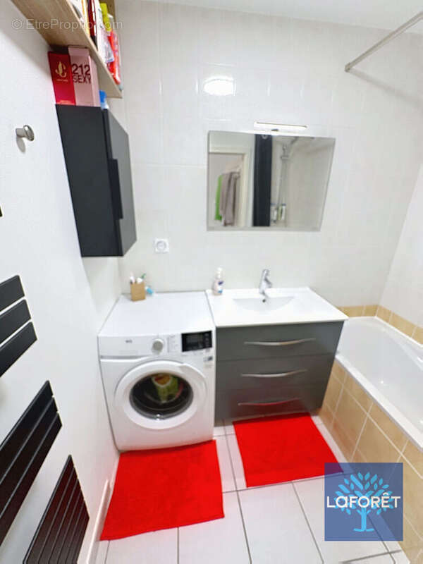 À deux pas du centre de Nancy, sur les rives de Meurthe, découvrez cet appartement de 64 m² au coeur de la résidence Belles Rive - photo 12