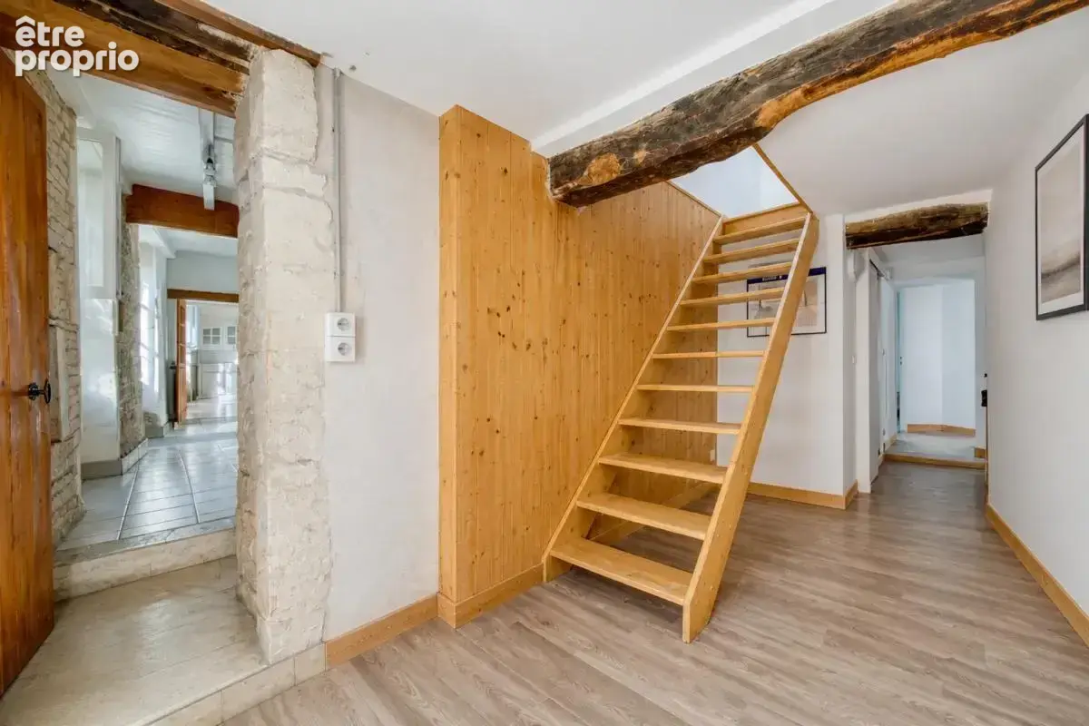 17700 VOUHÉ – ANCIENNE FORGE RÉNOVÉE – 239 M² - Gîte - Piscine - photo 6