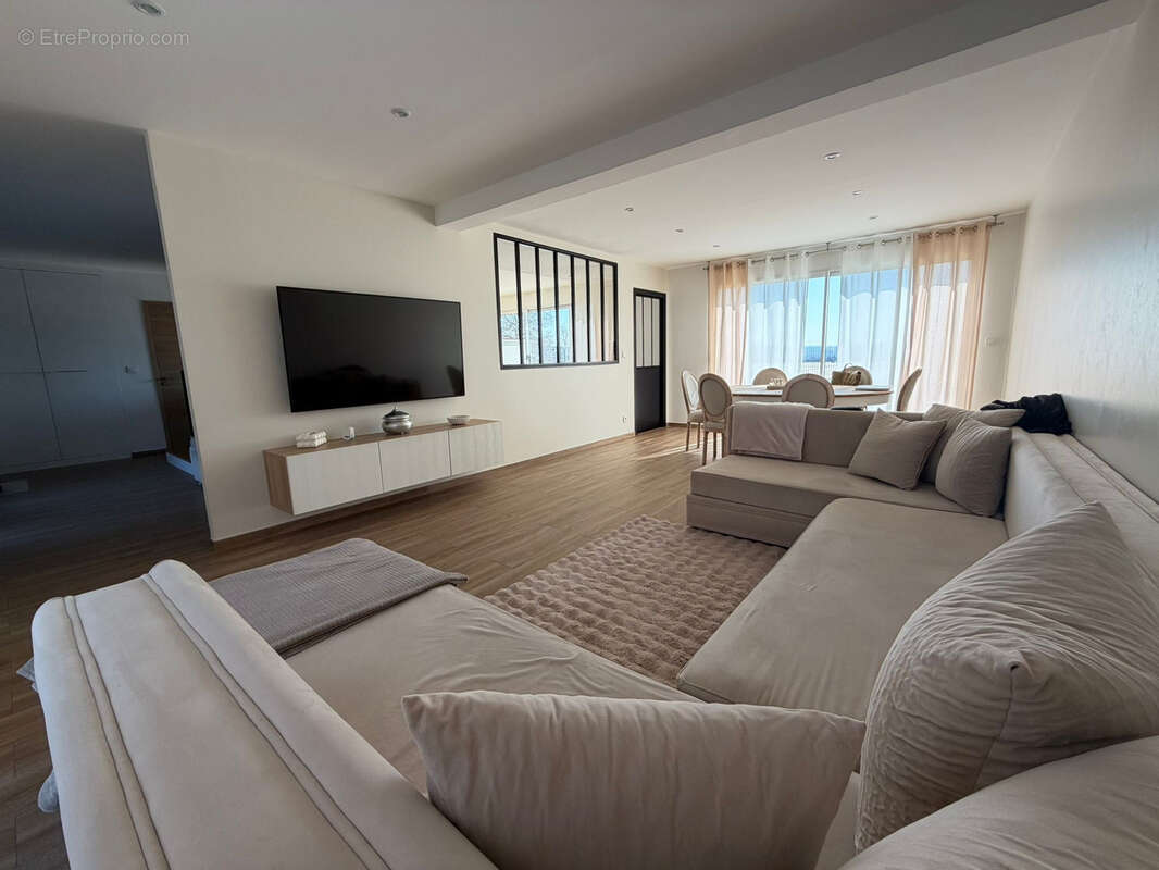 Maison à MONTATAIRE