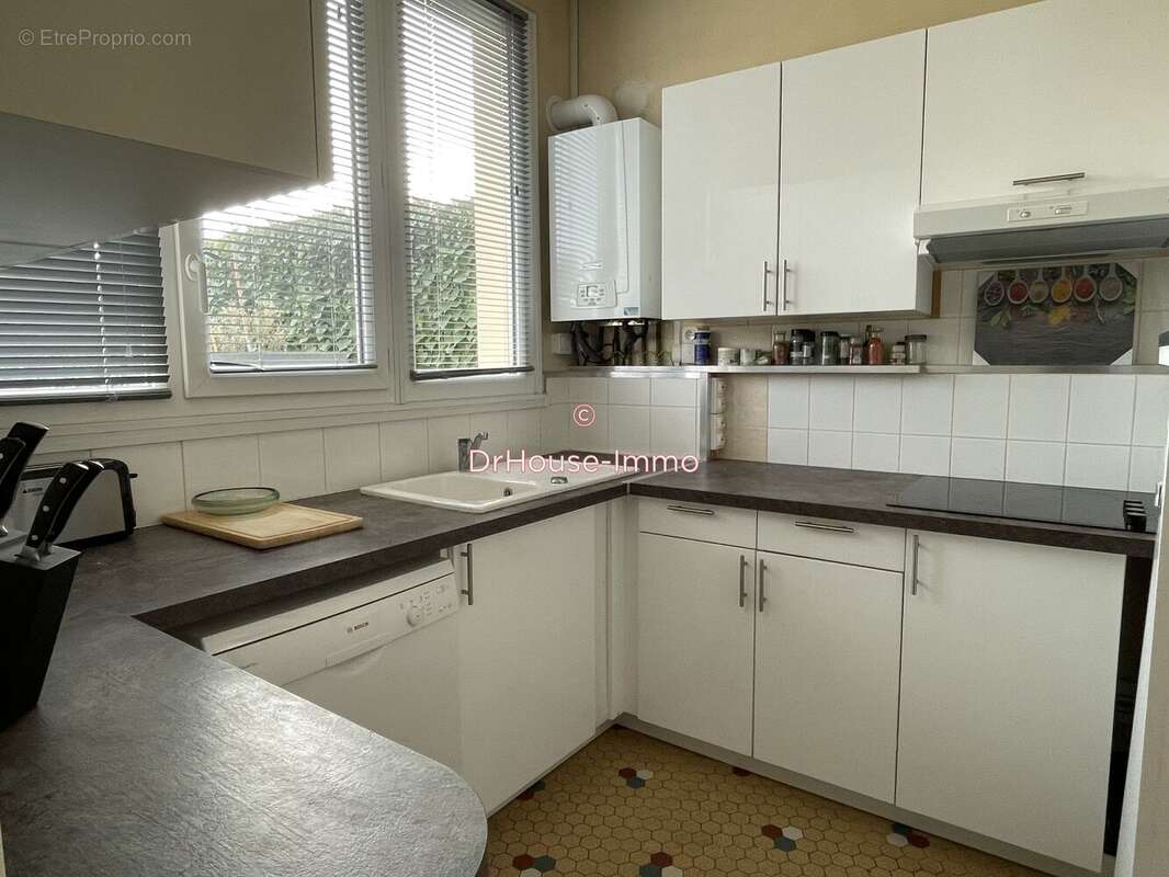 Appartement 56 m² à Gargenville  - photo 10