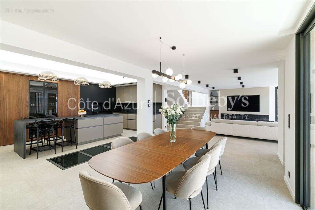 Proche Mandelieu villa contemporaine vue mer 290 m2 piscine calme absolu - photo 6