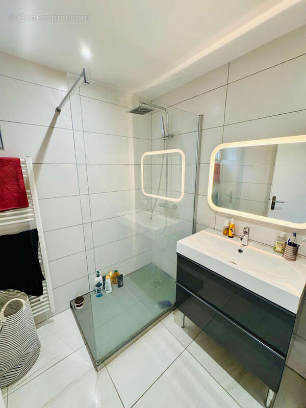 Maison à SAINT-MARTIN-D&#039;HERES