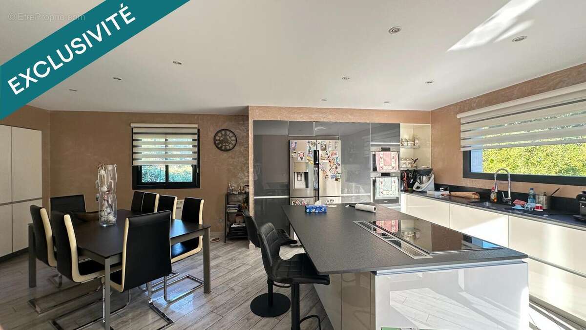 Photo 5 - Maison à SAINT-VICTORET