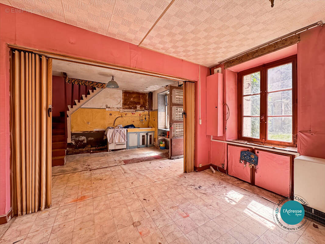 Maison à MENNECY
