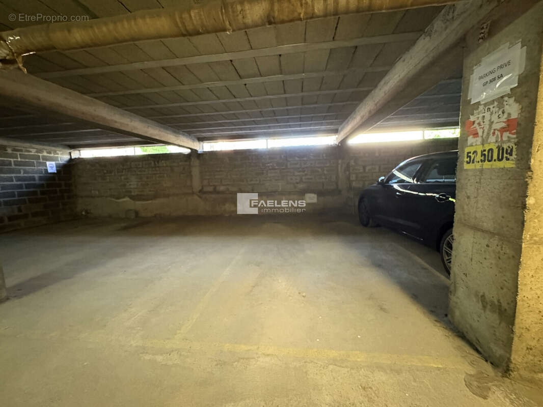 Parking 20 m² à Lille  - photo 3