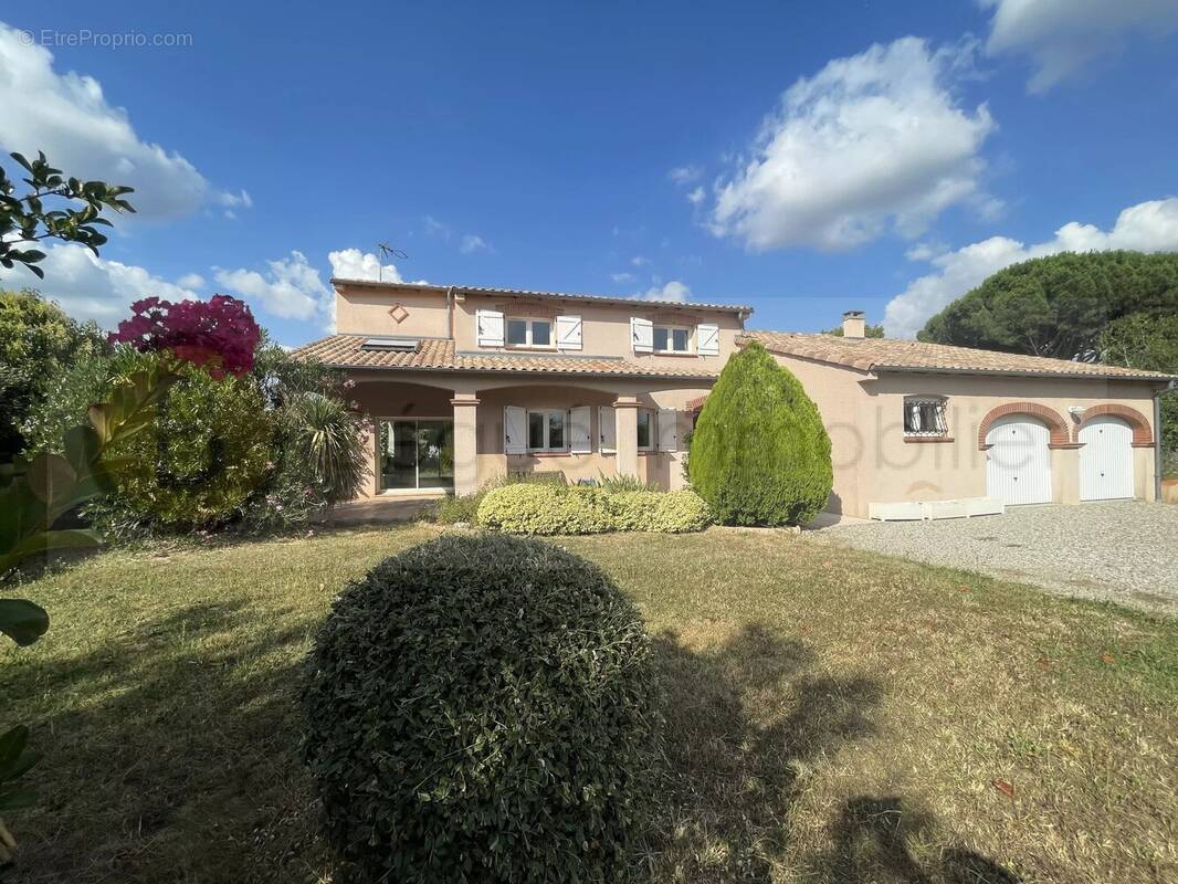 Maison à BRAX