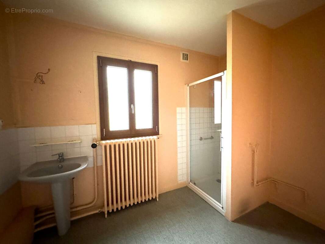 Photo 5 - Maison à LA PACAUDIERE