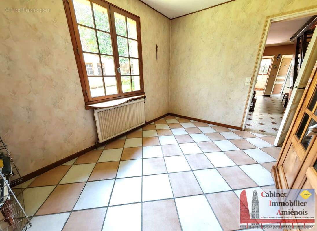 Maison à SAINS-EN-AMIENOIS