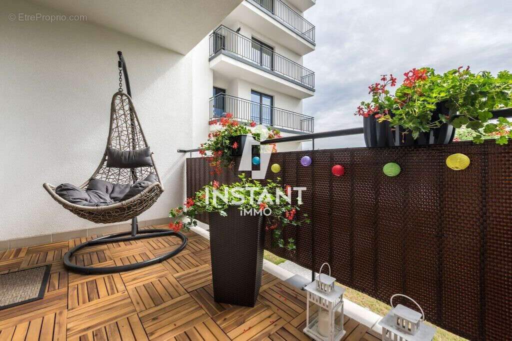 Appartement à HARDRICOURT