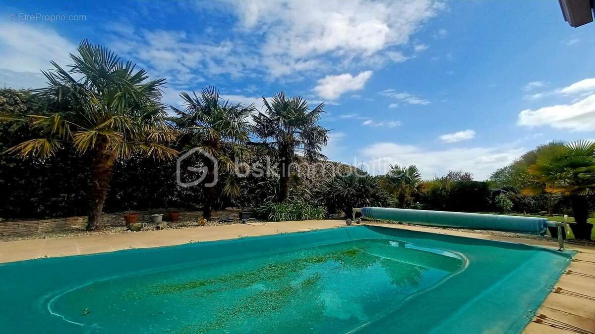 Maison à TALMONT-SAINT-HILAIRE