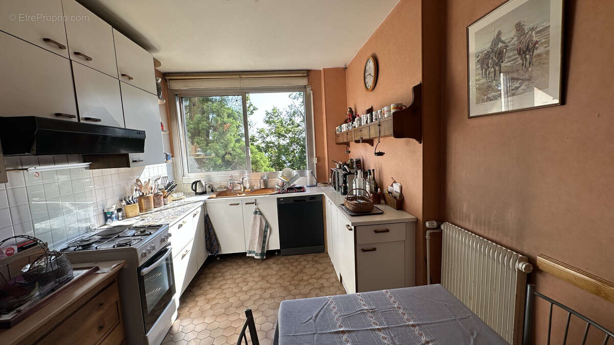 Appartement à SAINTE-FOY-LES-LYON
