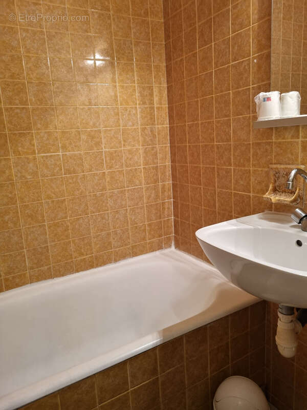 Autre à SAINT-JULIEN-DU-VERDON