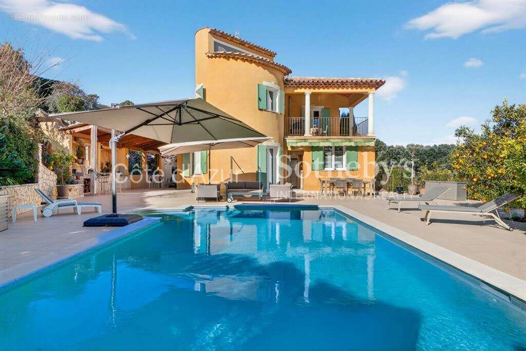 Maison à MONTAUROUX