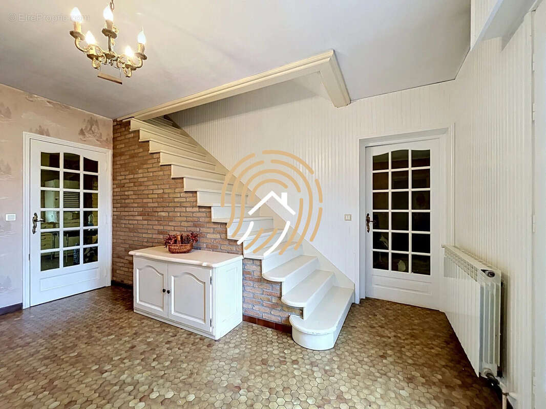 Maison 157 m² à Raimbeaucourt  - photo 2