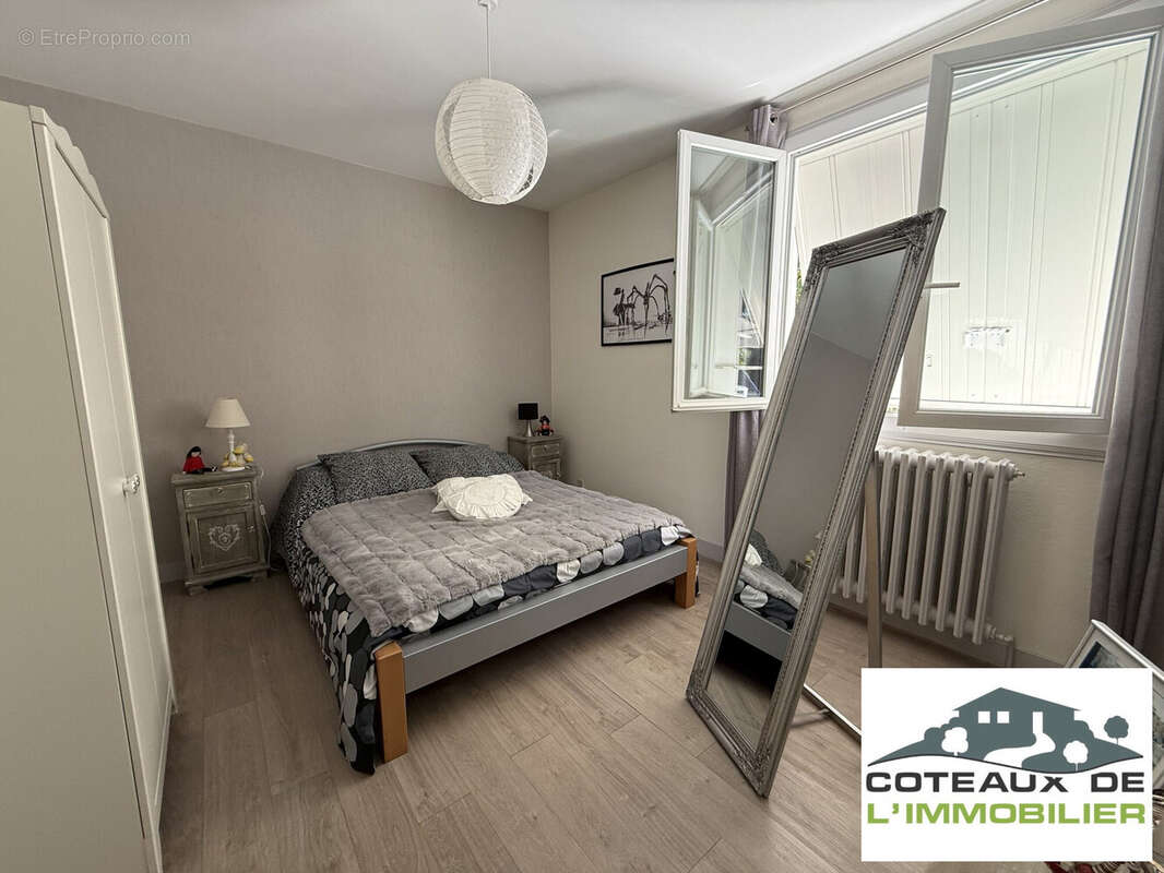 Maison à SAINT-YRIEIX-SUR-CHARENTE