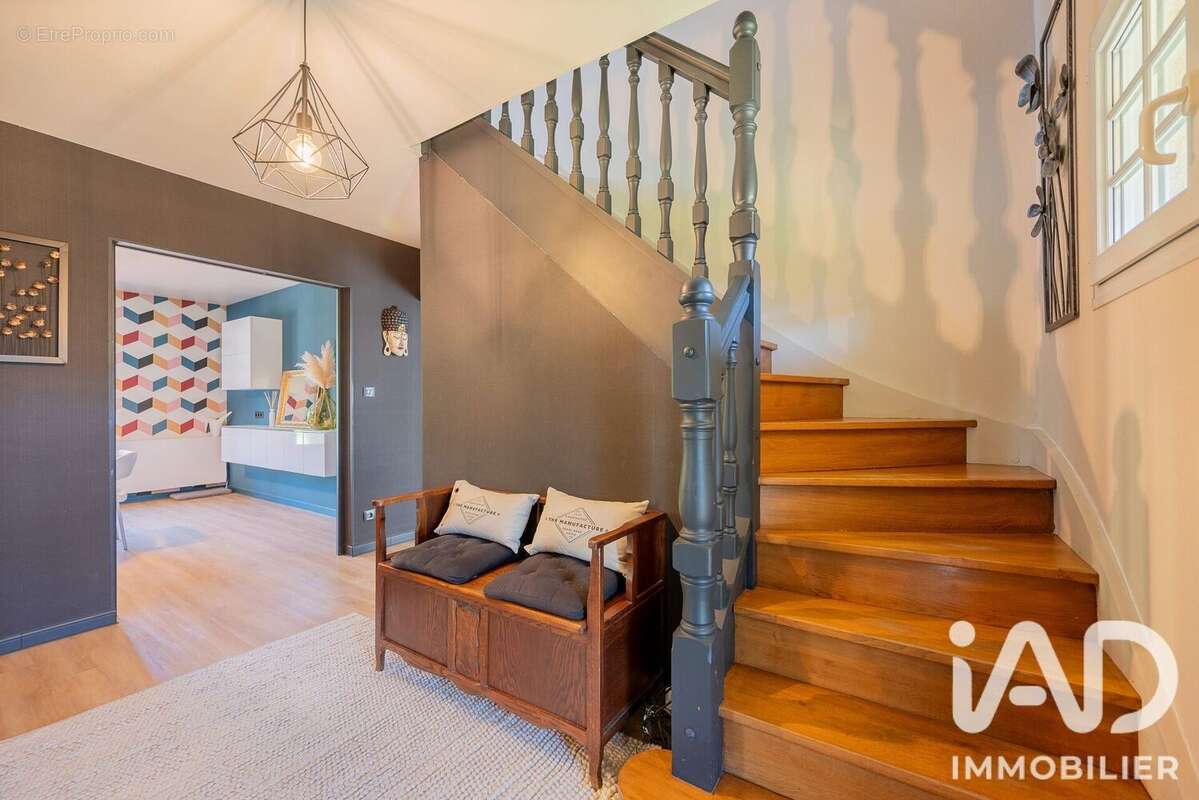 Maison 169 m² à Les Ayvelles  - photo 8