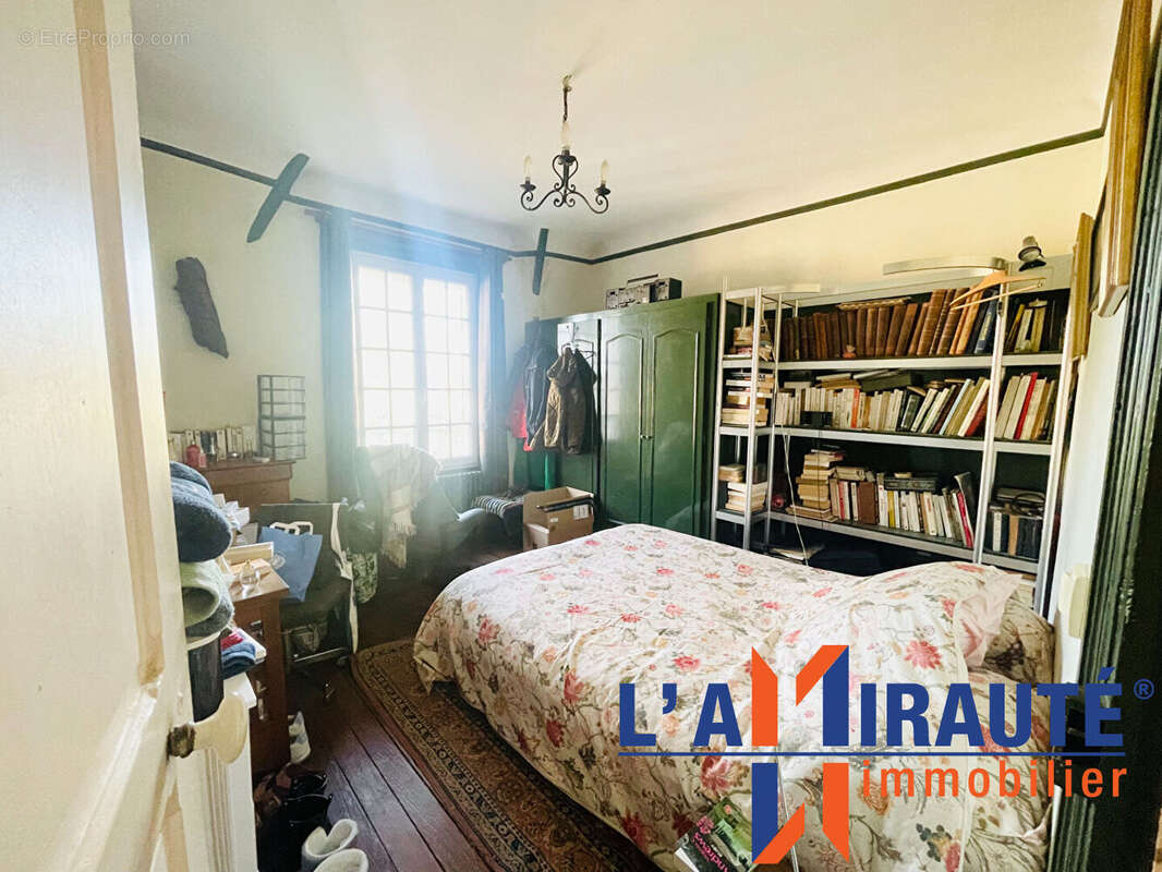 Maison à SARTROUVILLE