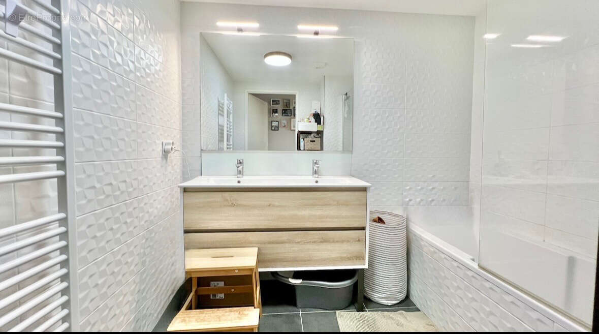 Appartement à RUEIL-MALMAISON