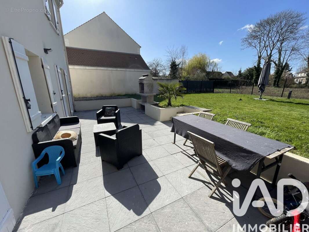 Photo 2 - Maison à FAREMOUTIERS