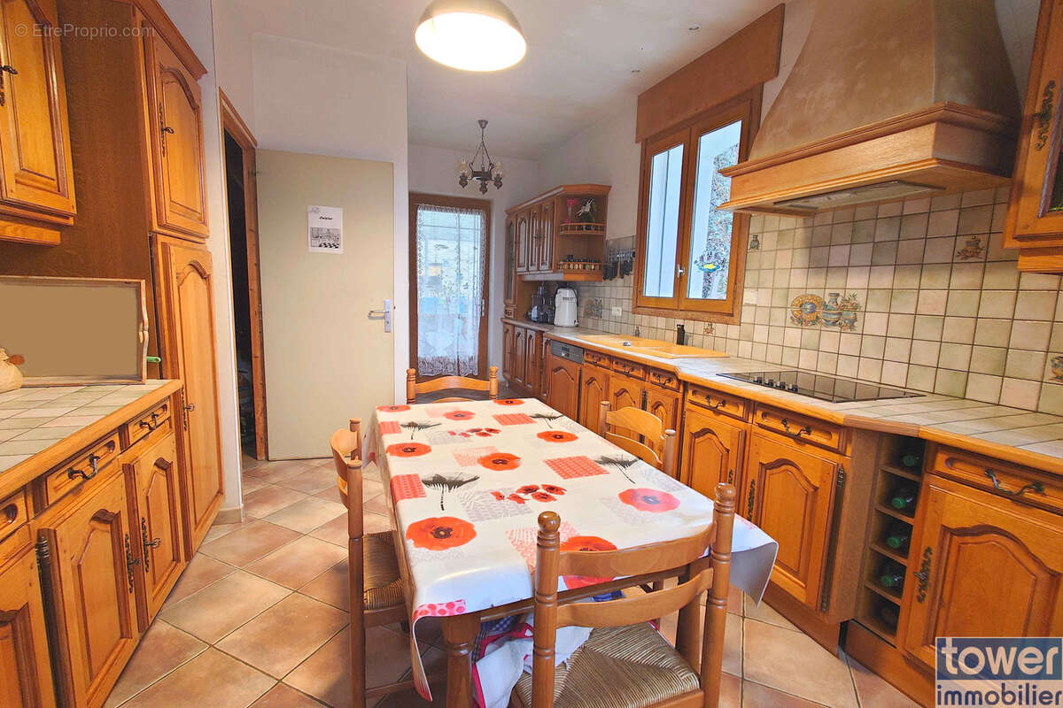 Maison à VILLEFRANCHE-DE-ROUERGUE