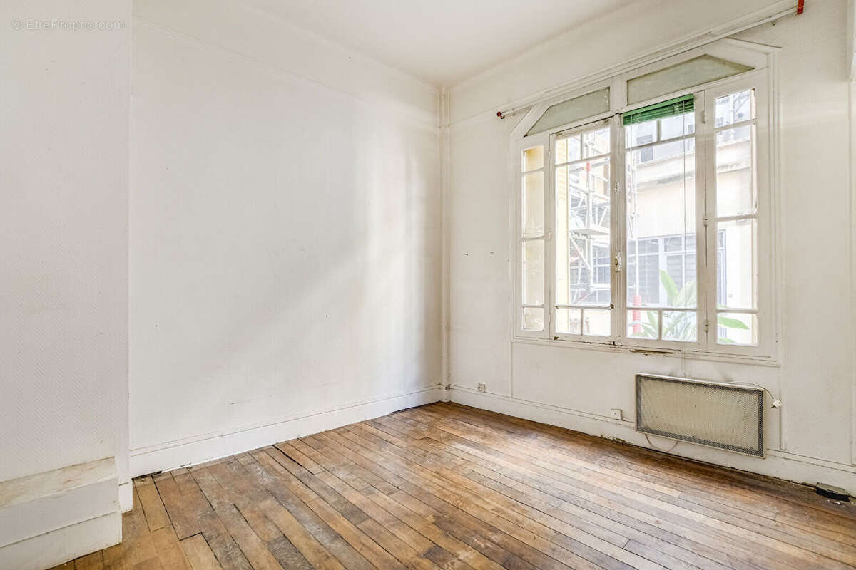 Paris 19 : Appartement 2 pièces de 32,95m² avec travaux - photo 3