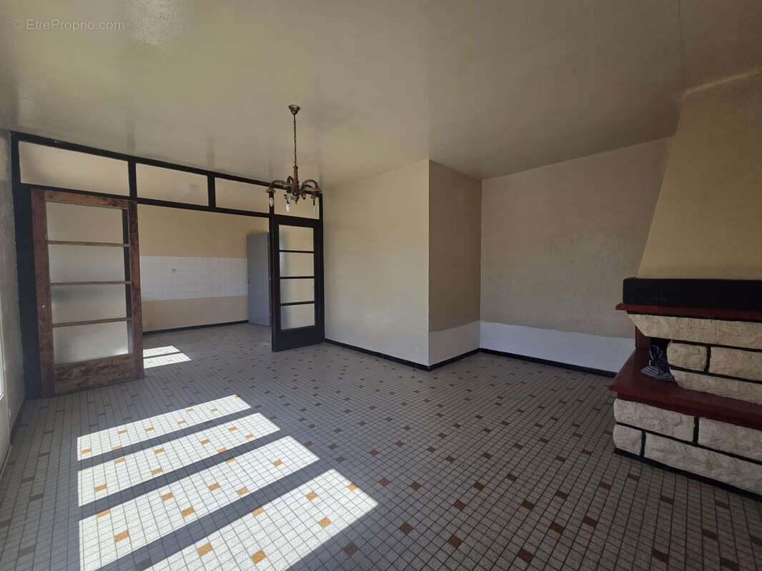 Appartement à CANCON