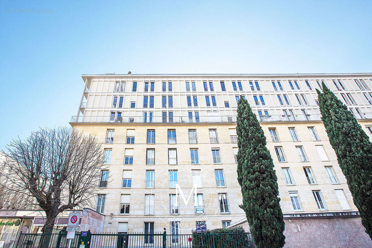 Appartement à MONTROUGE