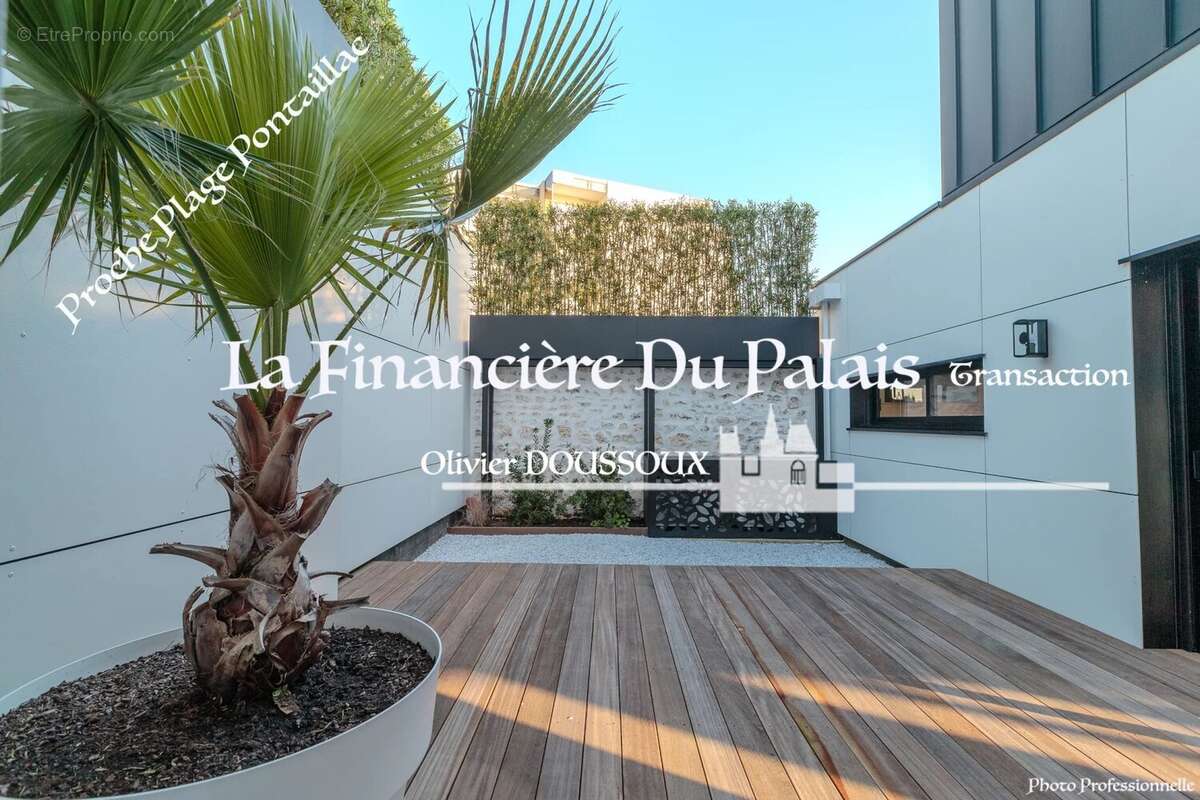 Maison à VAUX-SUR-MER