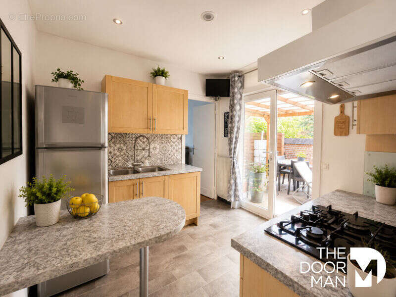 Maison 59300 - photo 12