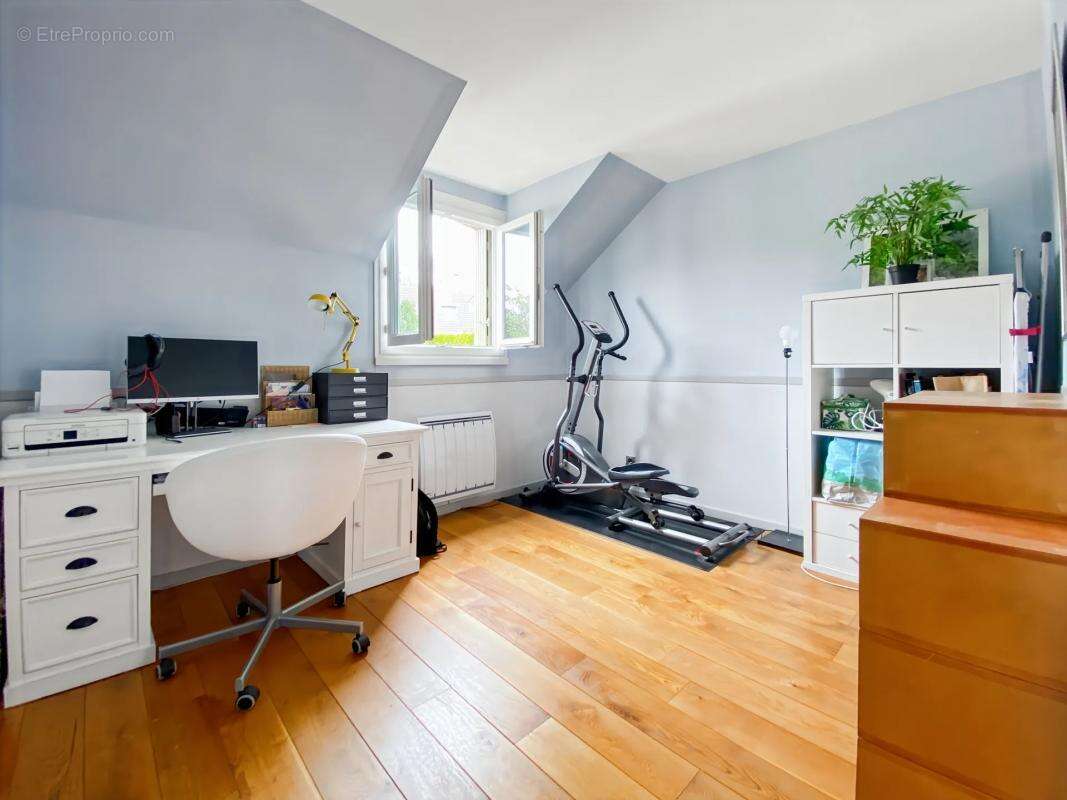 Maison à NOISY-LE-ROI