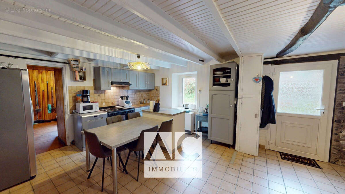 Maison à CHATELAUDREN