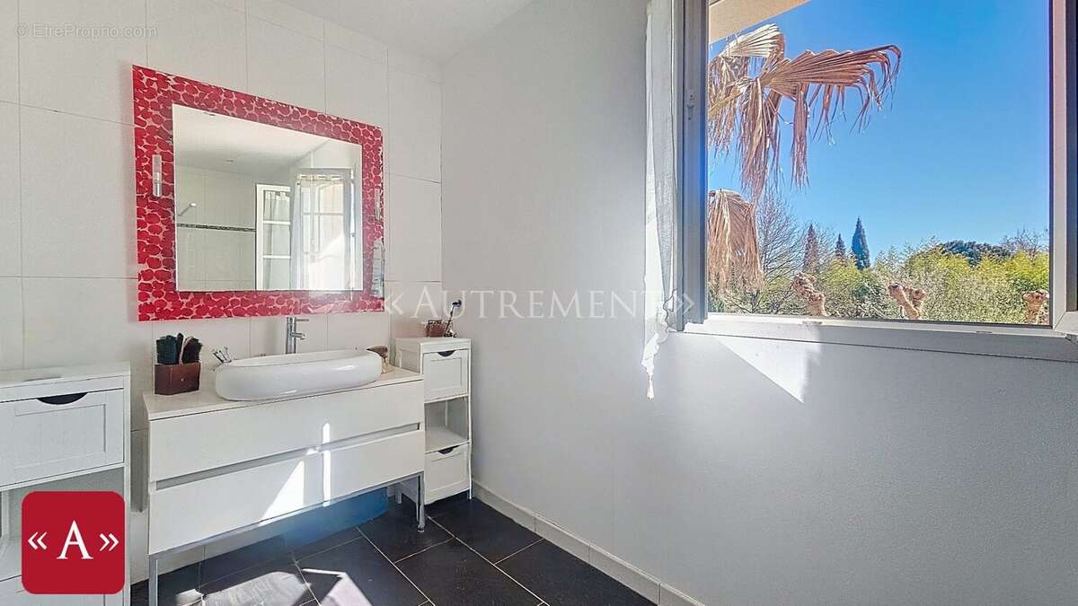 Maison à SAINT-SULPICE