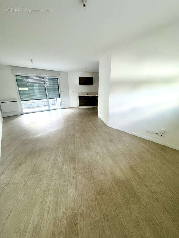 Appartement T3 lumineux avec balcon à Bruz - photo 4