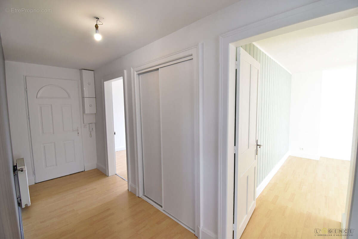 Appartement à ANOULD