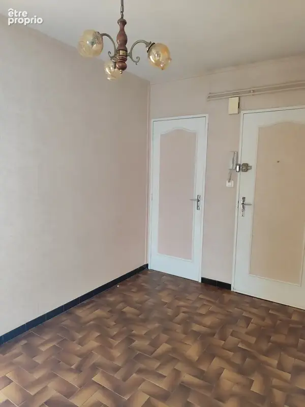 Appartement T4 spacieux de 73.2 m2 avec Balcon filant + cave — Quartier Champlain - photo 9