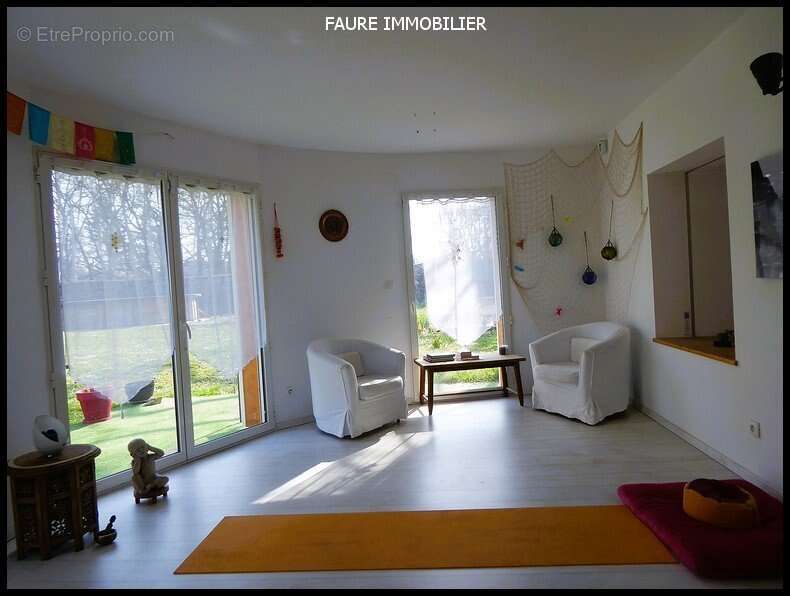 Maison à CREMIEU