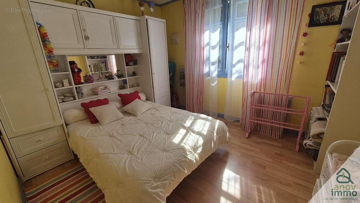 Maison à MOUTHIERS-SUR-BOEME