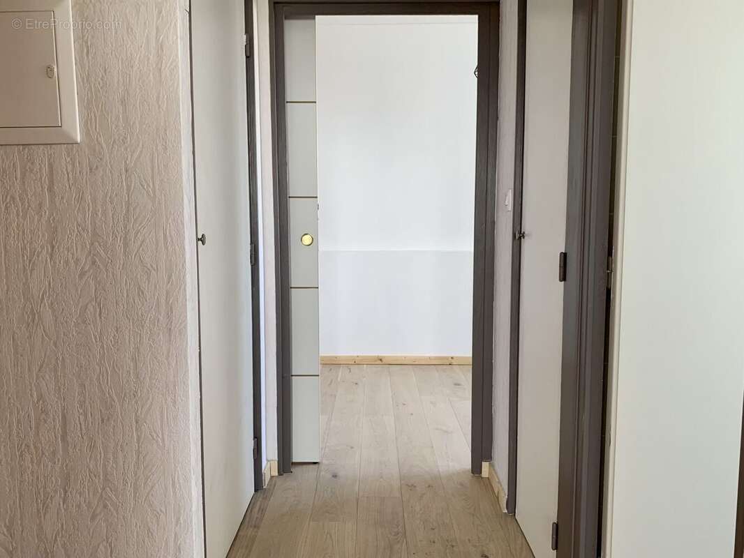 Appartement à ROMANS-SUR-ISERE