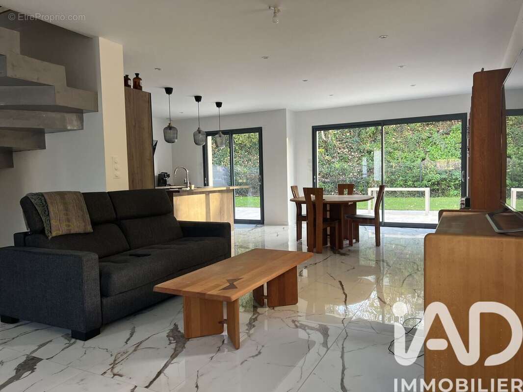 Photo 4 - Maison à MONTLOUIS-SUR-LOIRE