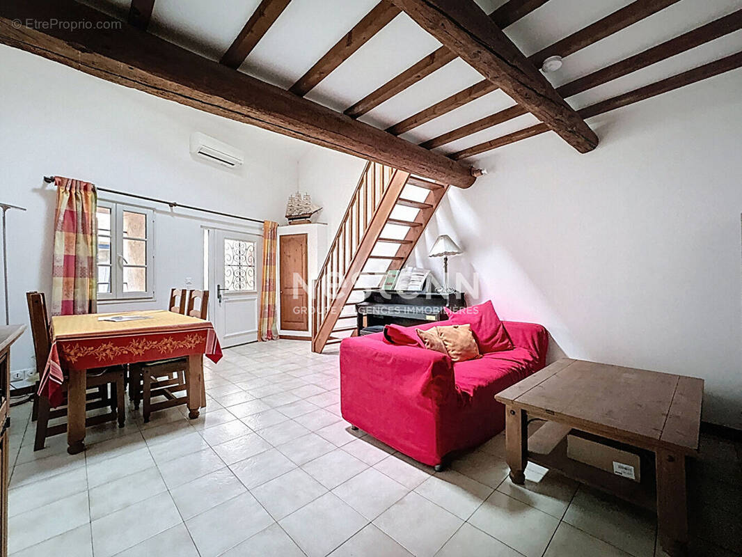 Maison à VALLAURIS