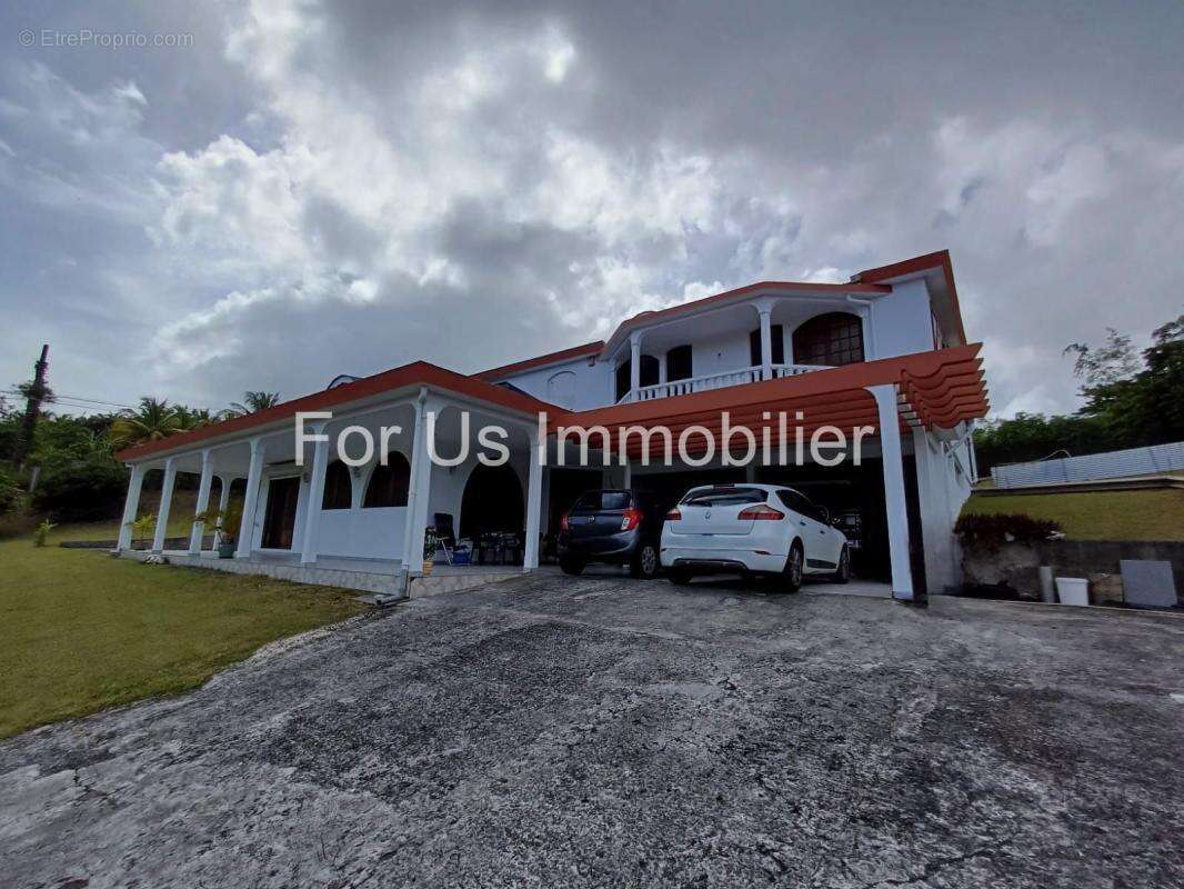 Maison à SAINTE-ANNE