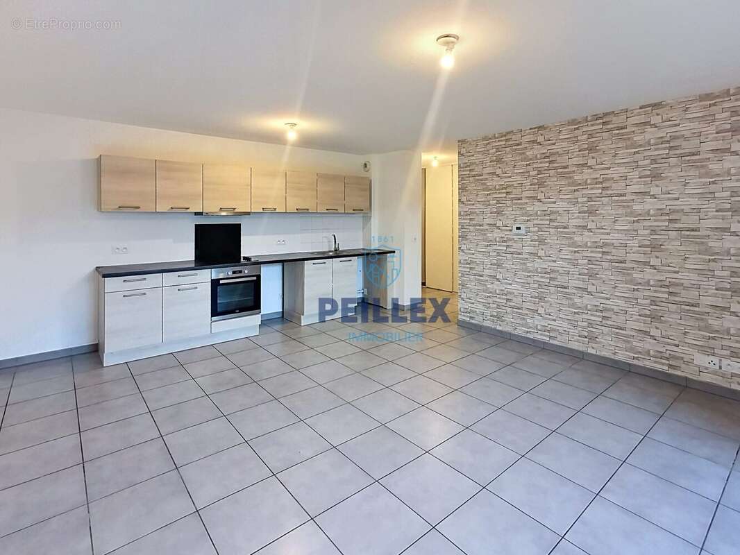 Appartement à DOUVAINE