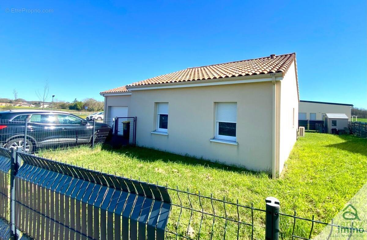 Maison à NAINTRE