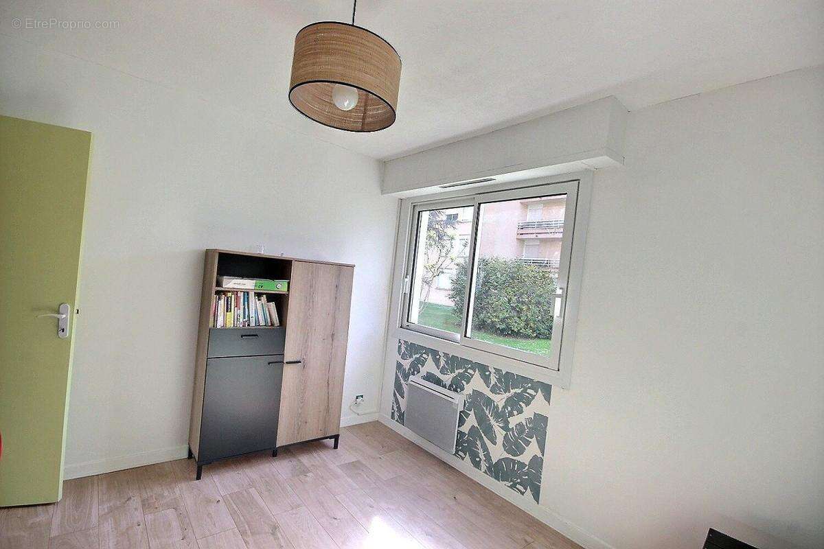 Appartement à BILLERE