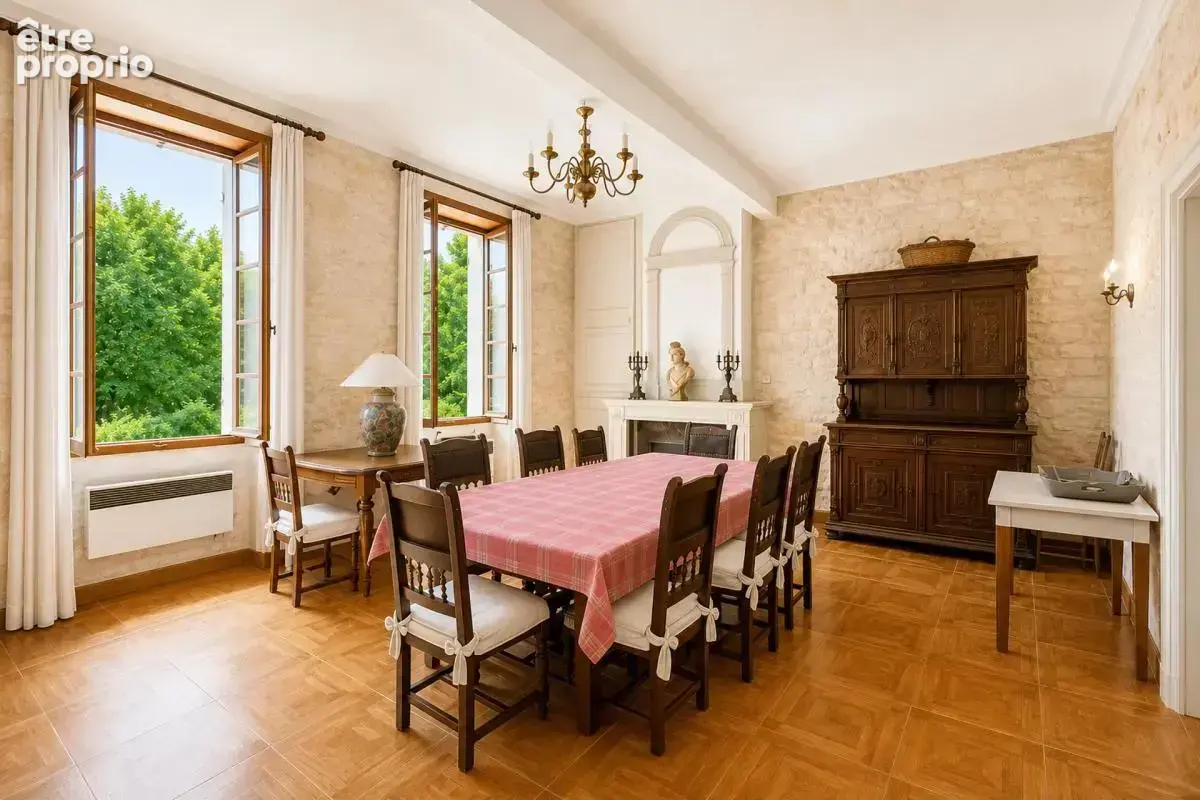 Maison de 7 pièces - Jardin  - Garage - photo 4