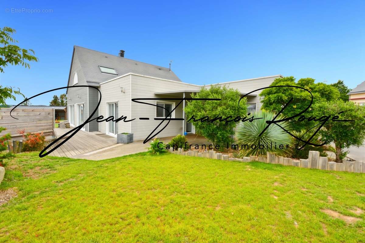 Magnifique plain-pied de 200 m² proche des commerces à Marigny le Lozon !!! - photo 2