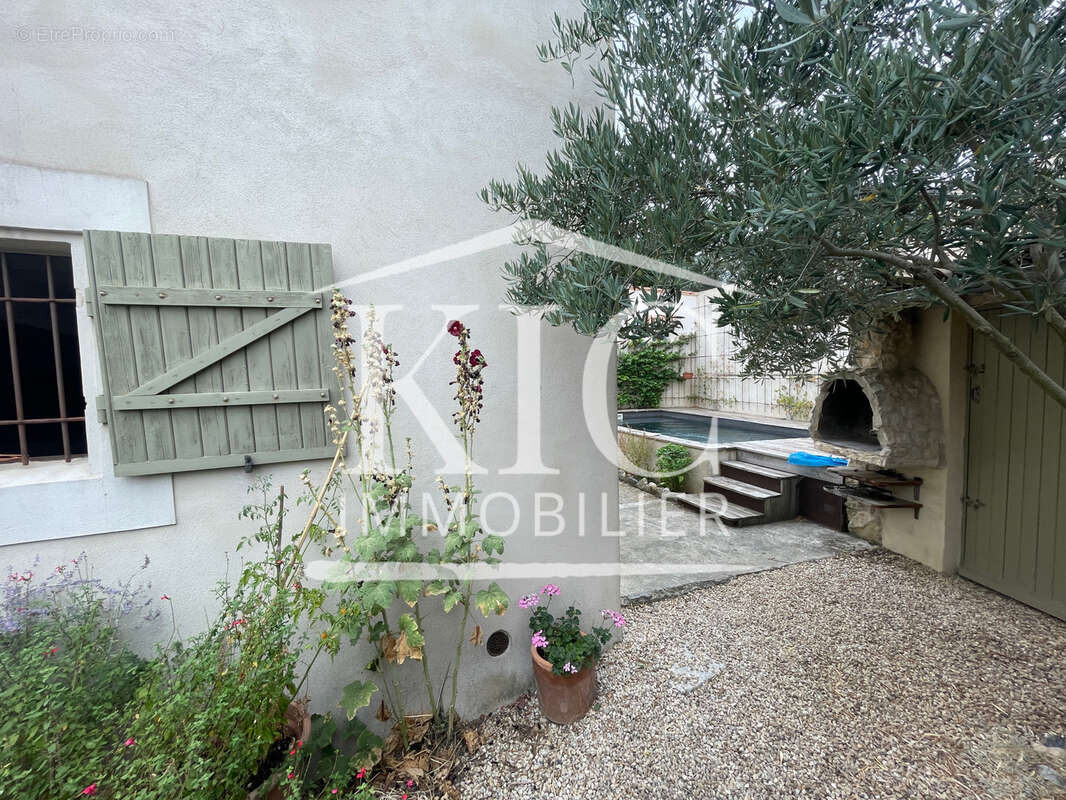 Carcassonne - maison -  2 chambres - jardin - piscine - photo 3