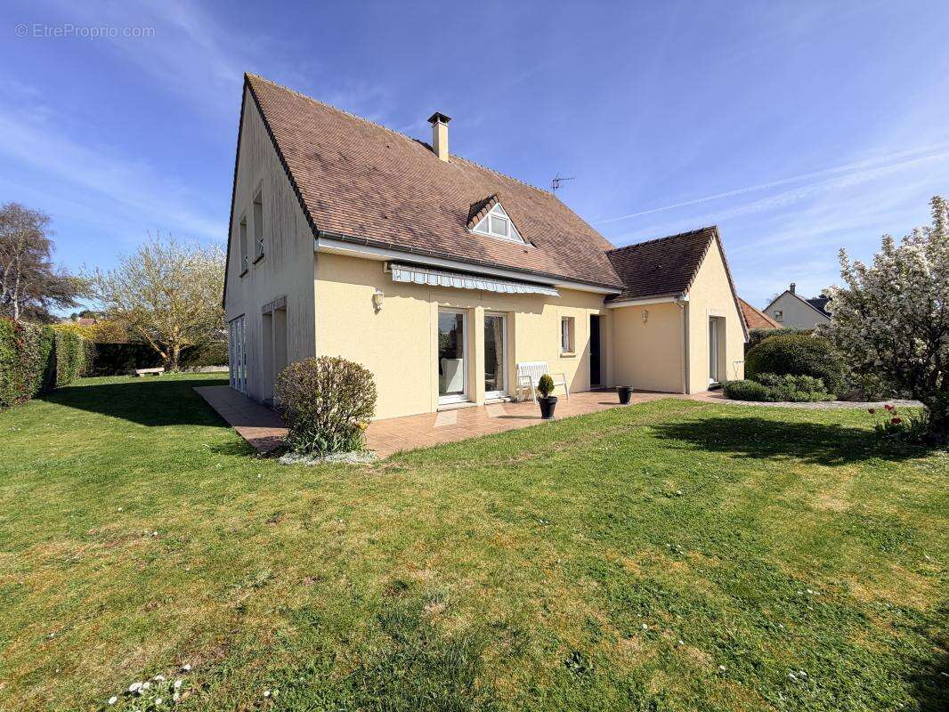 Maison à BLONVILLE-SUR-MER